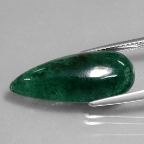 10.46カラットの天然グリーンアベンチュリン（23.4×10.1 mm・洋梨の形）