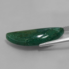 12.23カラットの天然グリーンアベンチュリン（27.9×10.1 mm・ファンシーシェイプ）