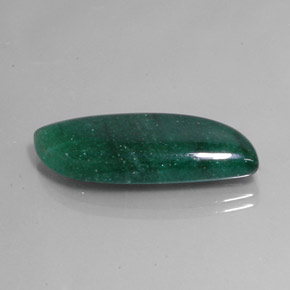 18.67カラットの天然グリーンアベンチュリン（31.2×12.2 mm・ファンシーシェイプ）