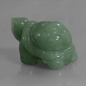 325.36カラットの天然グリーンアベンチュリン（50.7×33.6 mm・ファンシーシェイプ）