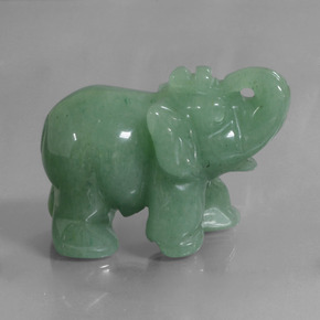 268.27カラットの天然グリーンアベンチュリン（50.9×24.8 mm・ファンシーシェイプ）
