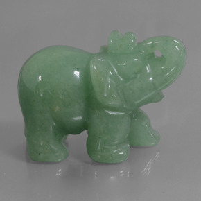 267.73カラットの天然グリーンアベンチュリン（50.6×24.8 mm・ファンシーシェイプ）