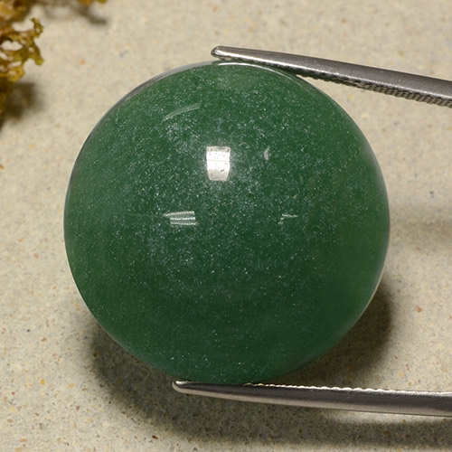 50.64カラットの天然パイングリーンアベンチュリン（24.76 mm・ラウンドカット）