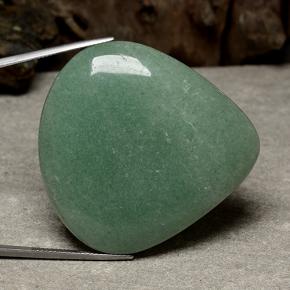 104.24カラットの天然グリーンアベンチュリン（43.9×42.4 mm・洋梨の形）