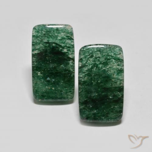 14.76カラットの天然クールグリーンアベンチュリン（17×10 mm・バゲット）