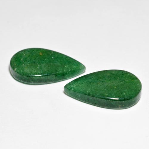 12.78カラットの天然ミディアムグリーンアベンチュリン（17.9×11 mm・洋梨の形）