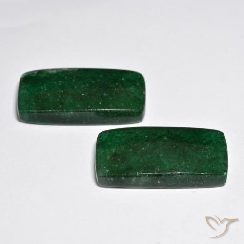 21.63カラットの天然パイングリーンアベンチュリン（21.3×11.3 mm・バゲット）