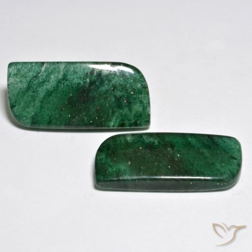 Shop natural 19.88ct 鮮やかなグリーン アベンチュリン gems, ファンシー, from ブラジル at GemSelect. In stock, global shipping!