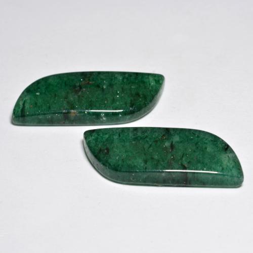21.64カラットの天然マルチカラーグリーンアベンチュリン（25×10.2 mm・ファンシーシェイプ）