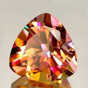 11.78カラットの天然マルチカラーアゾティックトパーズ（14.1×14 mm・トリリアント）
