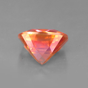 2.51カラットの天然マルチカラーアゾティックトパーズ（8.1×8.1 mm・クッションカット）