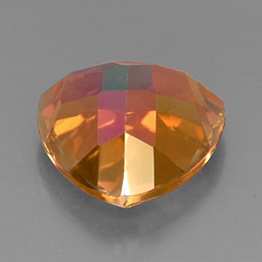 11.44カラットの天然マルチカラーアゾティックトパーズ（14.1×14 mm・トリリアント）