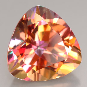 11.98カラットの天然マルチカラーアゾティックトパーズ（14.1×14 mm・トリリアント）