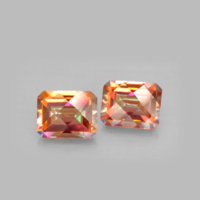カラットの天然トップレインボーアゾティックトパーズ（9.1×7.1 mm・エメラルドカット）