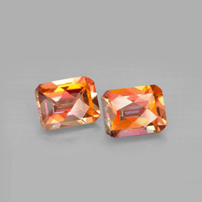 カラットの天然トップレインボーアゾティックトパーズ（8.9×7 mm・エメラルドカット）