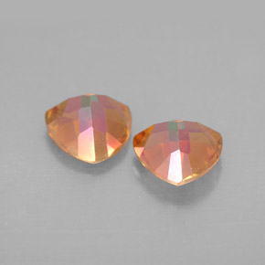 カラットの天然トップレインボーアゾティックトパーズ（7.1×7.1 mm・トリリアント）