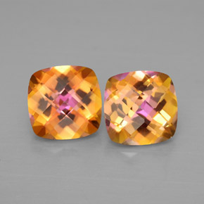 カラットの天然トップレインボーアゾティックトパーズ（8.1×8 mm・クッションカット）