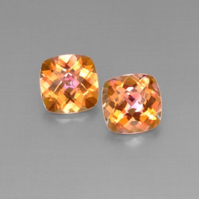 カラットの天然トップレインボーアゾティックトパーズ（8.1×8 mm・クッションカット）