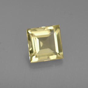 0.64カラットの天然ゴールデンイエローベリル（5.4×5.4 mm・四角）
