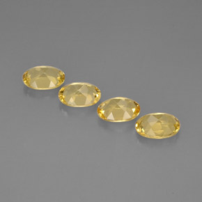 カラットの天然ゴールデンイエローベリル（8×6 mm・オーバルカット）