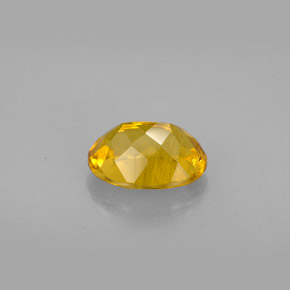 1.21カラットの天然ゴールデンイエローベリル（8×6.1 mm・オーバルカット）