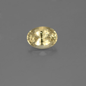 0.56カラットの天然ゴールデンイエローベリル（6.3×4.6 mm・オーバルカット）