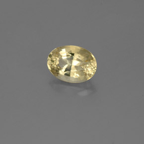 0.56カラットの天然ゴールデンイエローベリル（6.3×4.6 mm・オーバルカット）