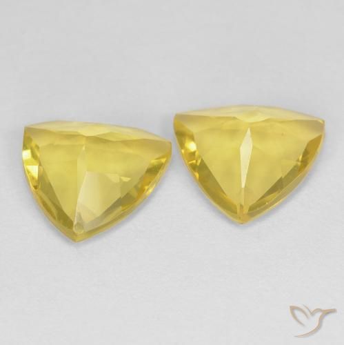 Shop natural 2.30ct ミディアムイエロー ベリル gems, トリリオン, from マダガスカル at GemSelect. In stock, global shipping!