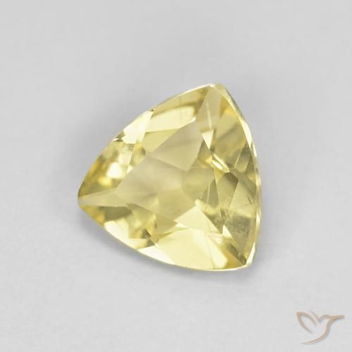 0.82カラットの天然Medium Light-Yellowベリル、トリリオン、VS