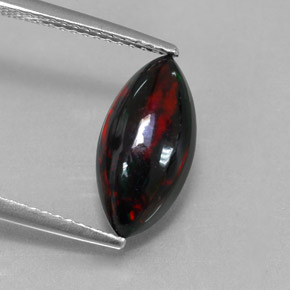 1.93カラットの天然マルチカラーブラックオパール（13.9×6.8 mm・マーキス）