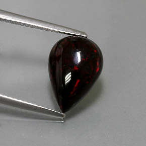 2.18カラットの天然マルチカラーブラックオパール（13.2×9.1 mm・洋梨の形）