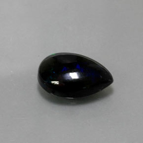 2.38カラットの天然マルチカラーブラックオパール（12.8×8.9 mm・洋梨の形）