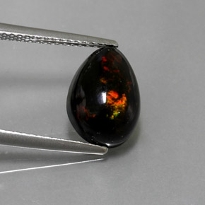 2.10カラットの天然マルチカラーブラックオパール（11.8×8.1 mm・洋梨の形）