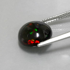 2.80カラットの天然マルチカラーブラックオパール（11.02 mm・ラウンドカット）