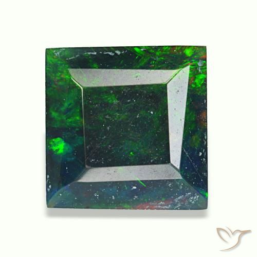 1.57カラットの天然マルチカラーブラックオパール（8.3×8.1 mm・四角）