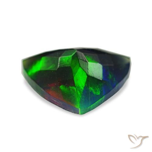 1.56カラットの天然マルチカラーブラックオパール（10.7×10 mm・トリリアント）