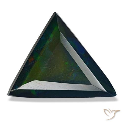 3.13カラットの天然マルチカラーブラックオパール（13.8×13.8 mm・トリリアント）