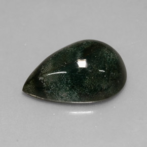 2.71カラットの天然斑点のある緑ブラッドストーン（11.9×8 mm・洋梨の形）