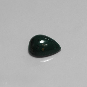 4.59カラットの天然斑点のある緑ブラッドストーン（12.9×9.7 mm・洋梨の形）