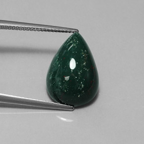 9.87カラットの天然斑点のある緑ブラッドストーン（18.4×12.3 mm・洋梨の形）