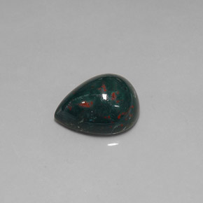 15.43カラットの天然斑点のある緑ブラッドストーン（18.7×15 mm・洋梨の形）