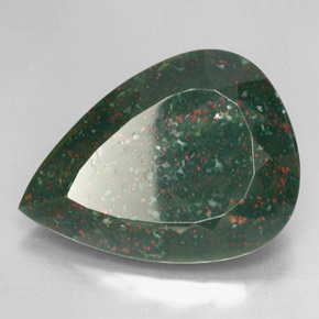 46.95カラットの天然斑点のある緑ブラッドストーン（30.5×22.4 mm・洋梨の形）