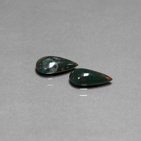 カラットの天然斑点のある緑ブラッドストーン（9.6×5.2 mm・洋梨の形）