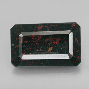 15.14カラットの天然斑点のある緑ブラッドストーン（19.4×12.2 mm・エメラルドカット）