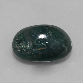 4.74カラットの天然斑点のある緑ブラッドストーン（13.3×10 mm・オーバルカット）