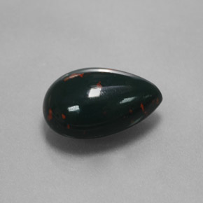 3.23カラットの天然斑点のある緑ブラッドストーン（12×8.3 mm・洋梨の形）