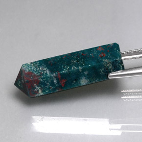 13.22カラットの天然グリーンの斑点ブラッドストーン、ファンシーシェイプ、オペーク