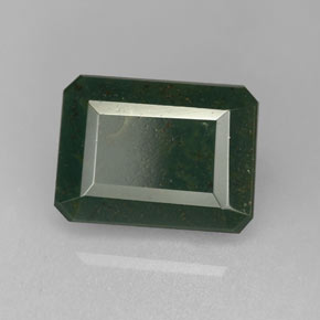 2.72カラットの天然斑点のある緑ブラッドストーン（9.8×7.4 mm・エメラルドカット）
