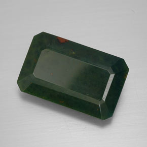 8.92カラットの天然斑点のある緑ブラッドストーン（17.4×11 mm・エメラルドカット）