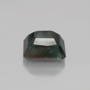 5.06カラットの天然斑点のある緑ブラッドストーン（11×9.2 mm・エメラルドカット）